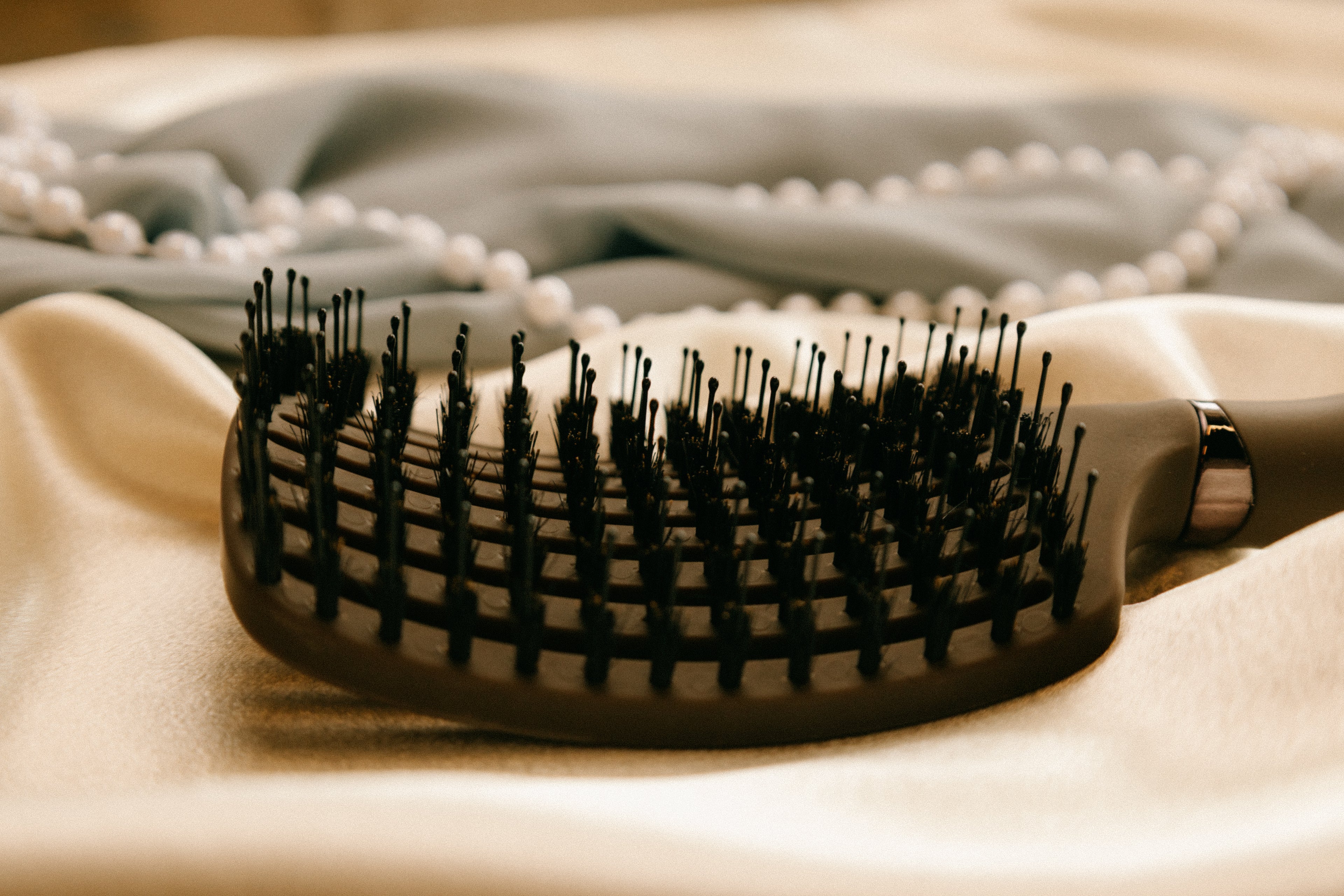 The Icon Detangling Brush